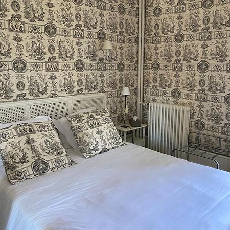 Manoir De Boisvillers Argenton Sur Creuse Екстериор снимка